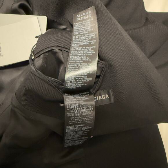 $3,450 Value NWT Balenciaga Round Shoulder Waisted Wool Jacket | FR 40 - Picture 14 of 16